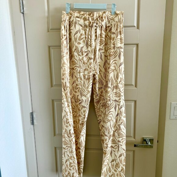 SHORE Cropped Set with Wide Leg Pants - Picture 4 of 5